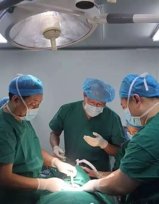 腺样体引发的分泌性中耳炎的治疗